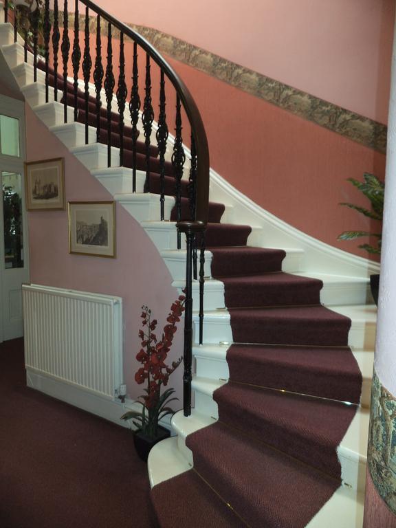 Menzies Guest House Edimburgo Esterno foto